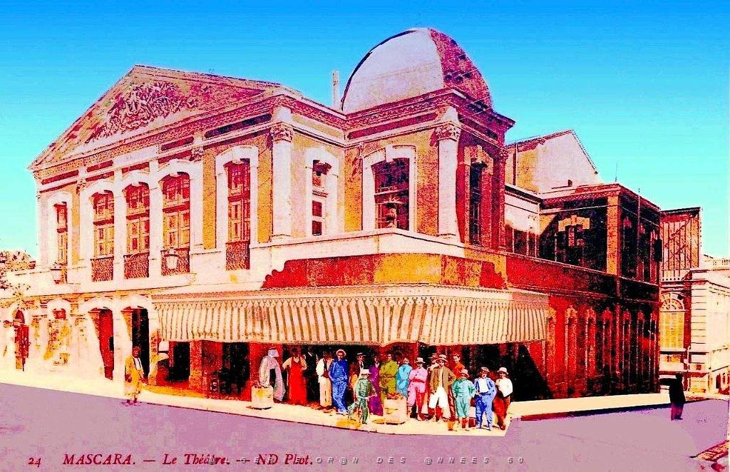 Mascara - Le theatre.jpg